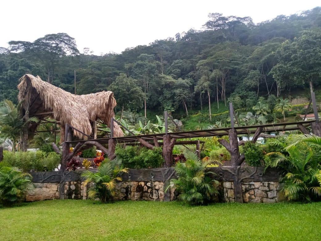 Rancho Ecoturistico El Faro Hotell La Mesa  Exteriör bild