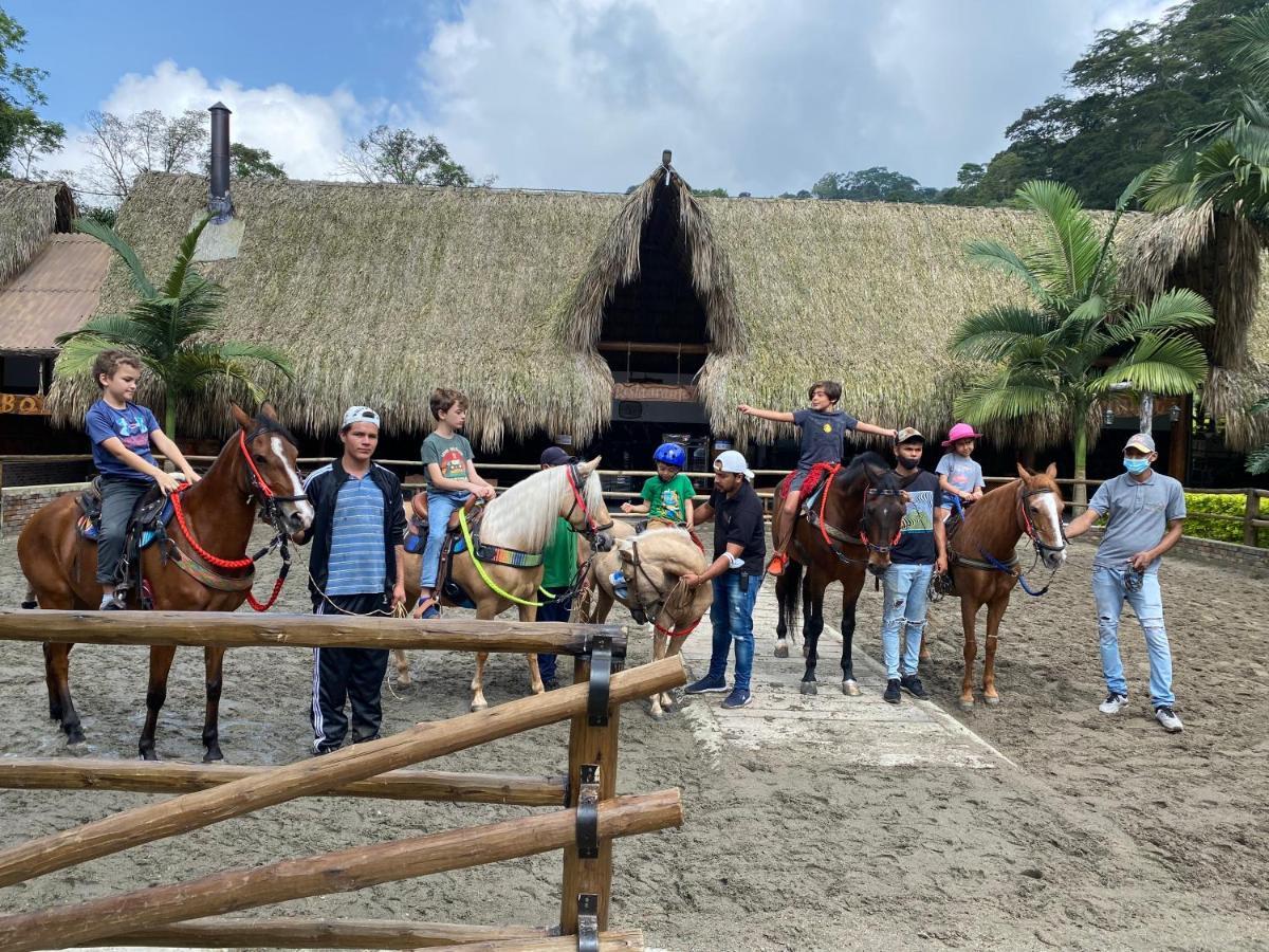 Rancho Ecoturistico El Faro Hotell La Mesa  Exteriör bild